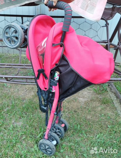 Прогулочная коляска трость