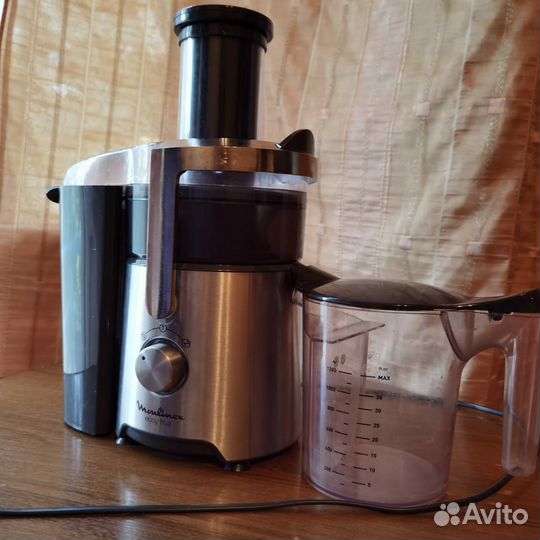 Соковыжималка Moulinex easy fruit