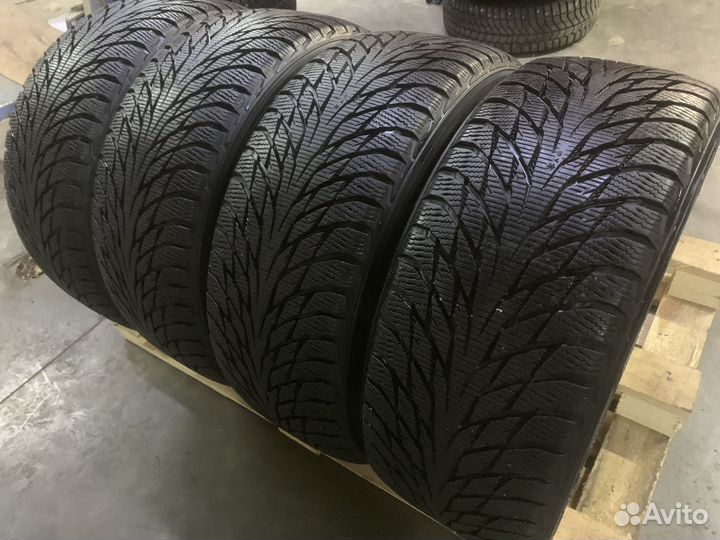 Nokian Tyres Hakkapeliitta R2 225/50 R17