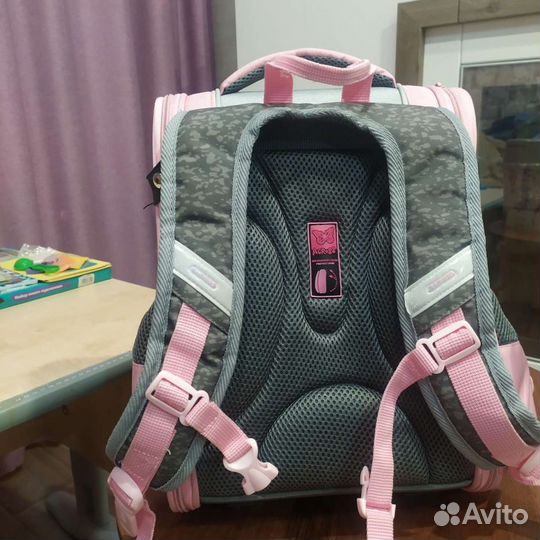 Школьный рюкзак