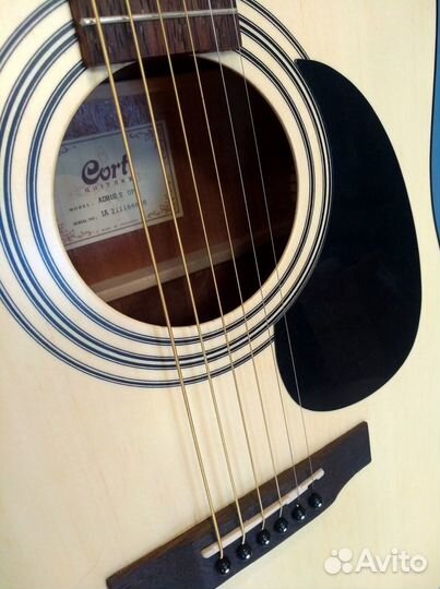 Электроакустическая гитара Cort AD 810E