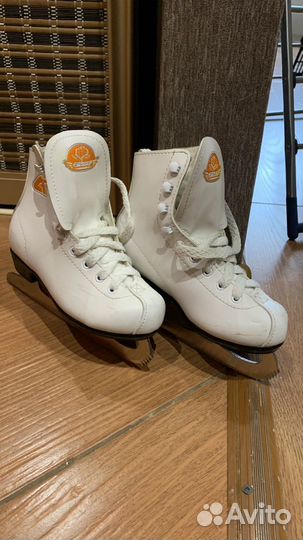 Коньки фигурные