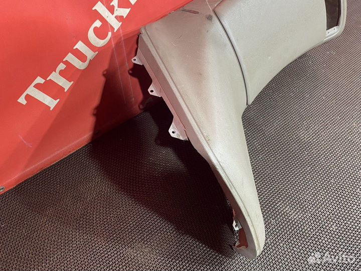 Передняя панель салона правая Daf XF105