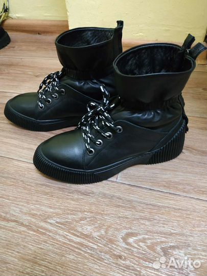 Ботинки женские 37 размер натуральная кожа новые