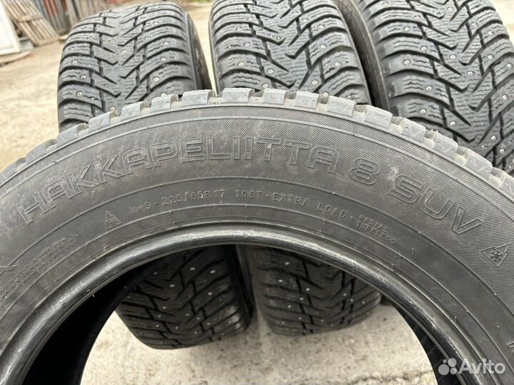 Nokian Tyres Hakkapeliitta 8 SUV 225/65 R17