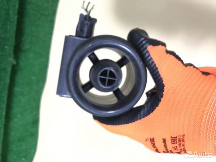 Датчик расхода воздуха Volvo S70 LS 1998