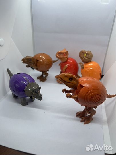 Динозавтра трансформеры яйцо Сбабам Sbabam