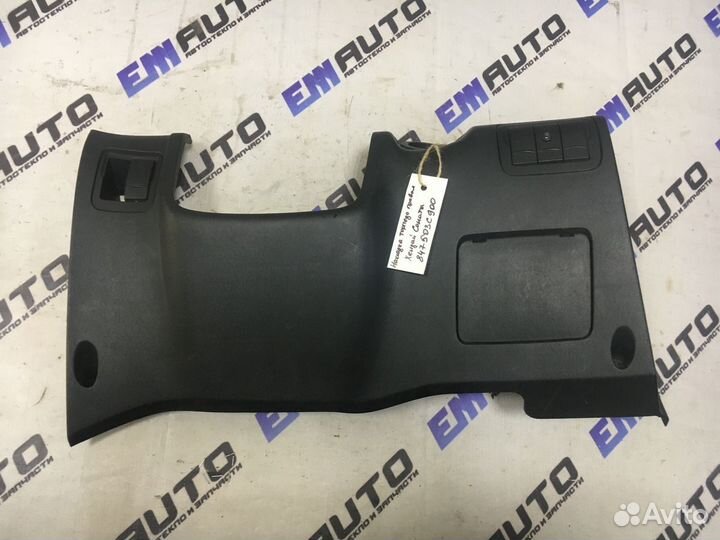 Накладка торпедо правая Хендай Соната