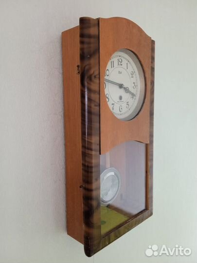 Старинные настенные часы