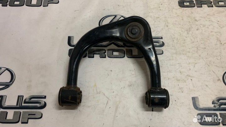 Рычаг подвески прав. перед. Toyota Land Cruiser Pr
