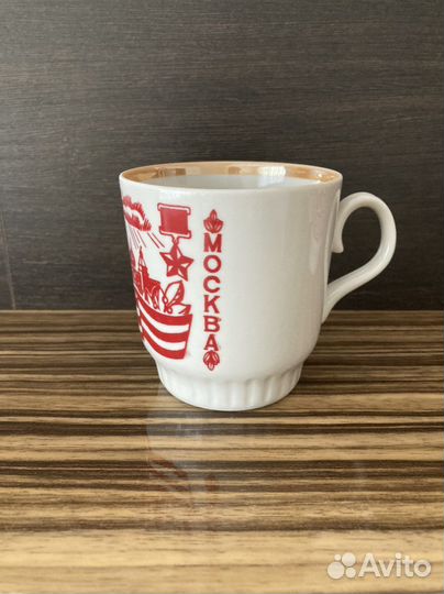 Кружка, Красный фарфорист, Чудово