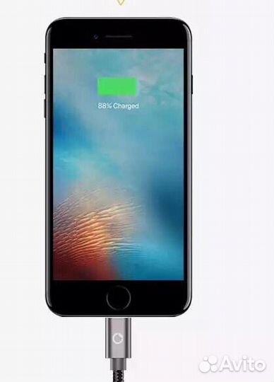USB кабель на iPhone