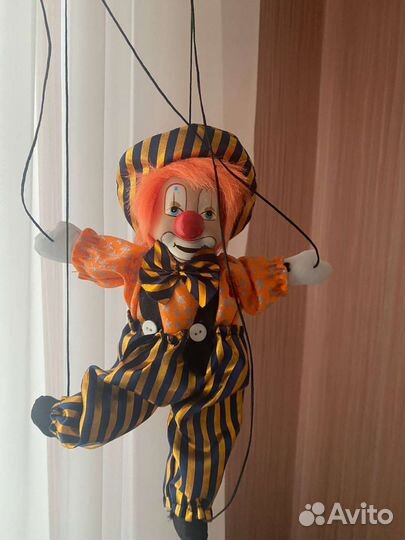 Клоун марионетка оранжевый