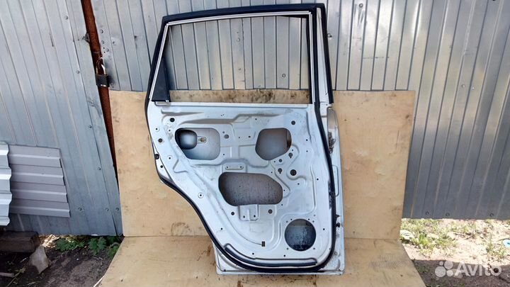 Дверь задняя левая на Опель Антара