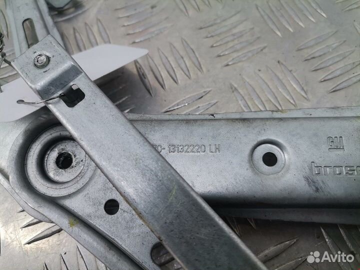 Стеклоподъемник для Opel Zafira B