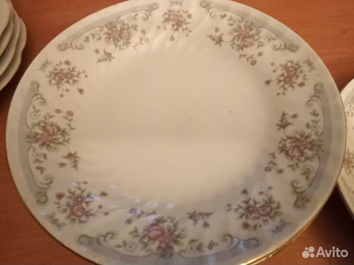 Тарелки с небольшим углублением, диаметр 21 см