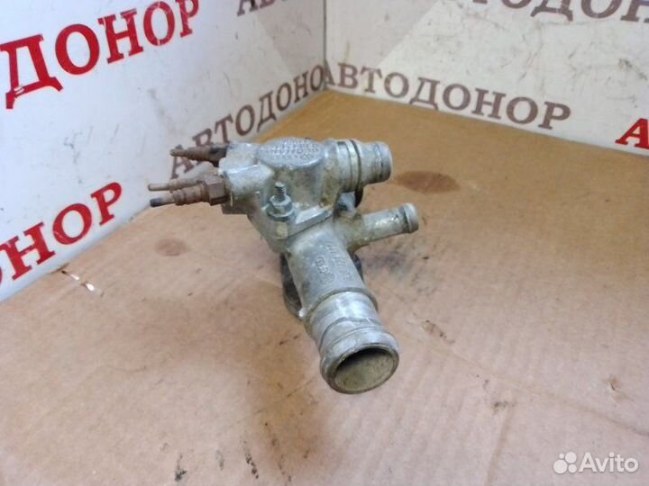 Фланец системы охлаждения Audi A6 1.9D