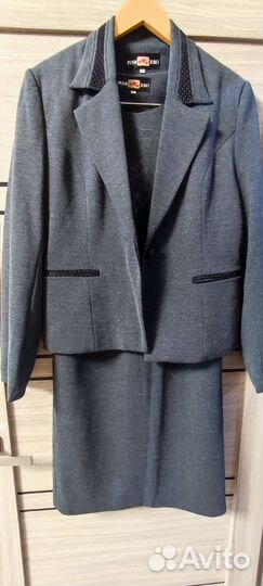 Костюм юбочный классика тройка