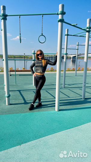 Персональный тренер тренажерного зала