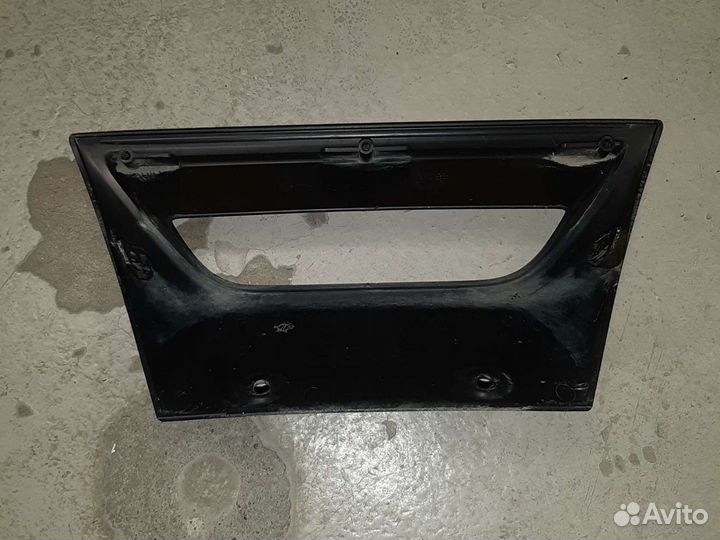 Накладка противотуманного фонаря Mazda 3 BM