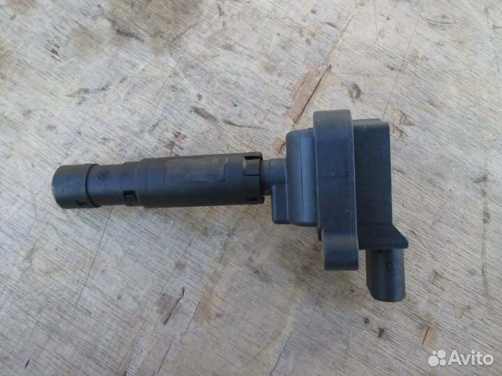 Катушка зажигания Mercedes-Benz C230 W203 271.948