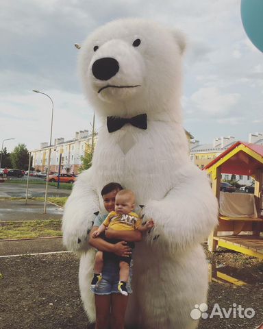 Поздравление белого и мишки панды.Ростовые куклы