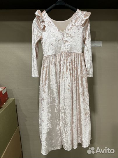 Нарядное платье для девочки 128