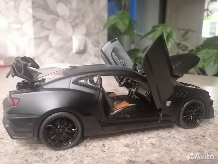 Коллекционные, масштабные машинки Chevrolet Camaro