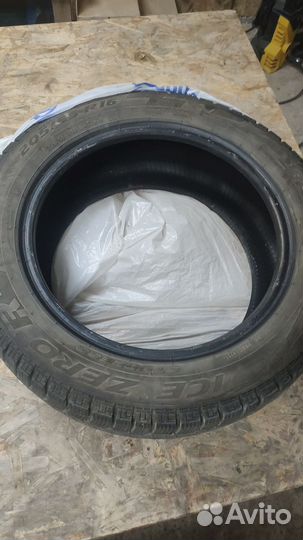 Pirelli Ice Zero 205/55 R16 94T