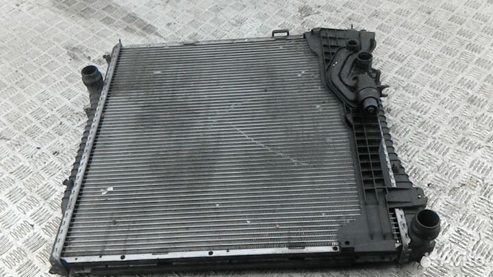Радиатор системы охлаждения на BMW X5 E53
