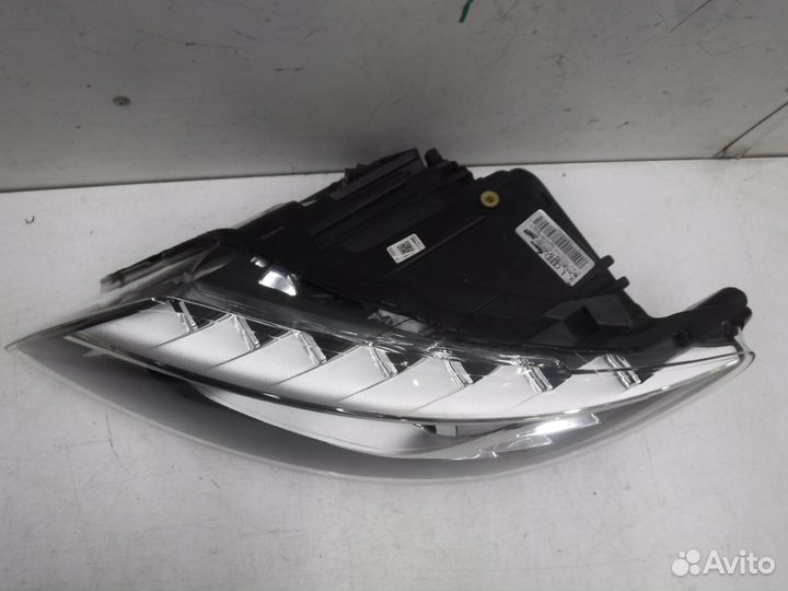 Фара левая на Audi Q7
