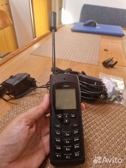 Спутниковый телефон iridium 9555