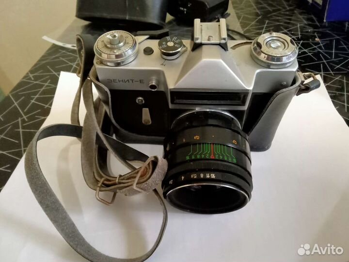 Пленочный фотоаппарат зенит Е