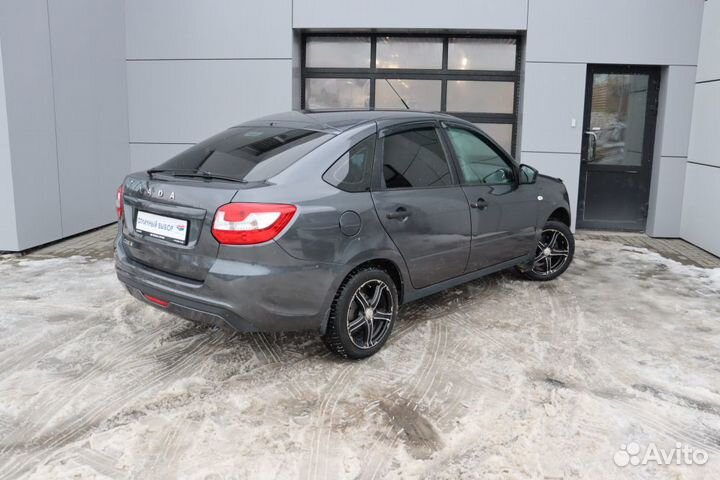 LADA Granta 1.6 МТ, 2019, 124 328 км