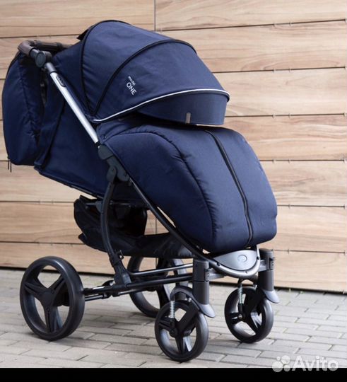 Прогулочная коляска bubago model ONE