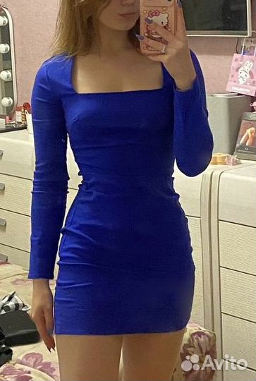 Платье Bershka s