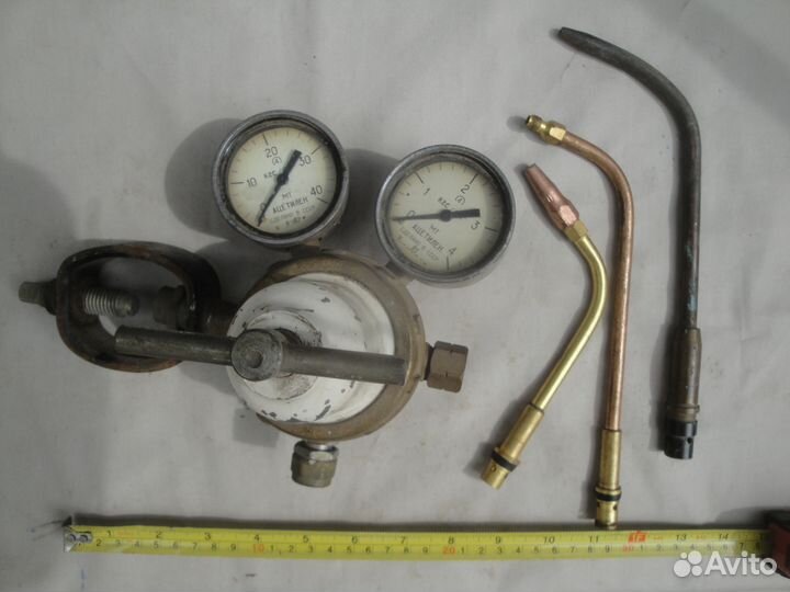 Редуктор и насадки для газовой сварки