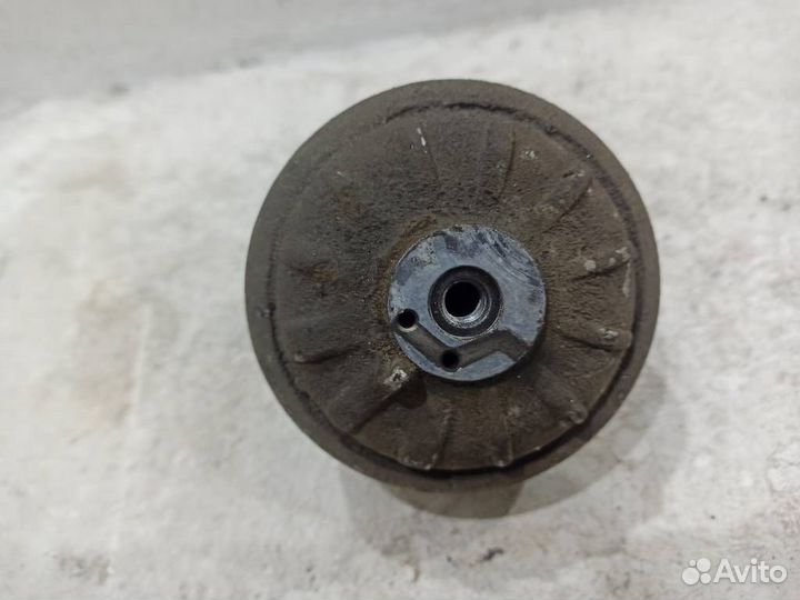 Опора двигателя Мерседес