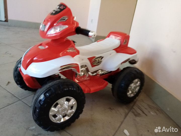 Детский электромобиль(квадроцкл)
