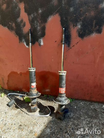 Задние стойки на mitsubishi lancer 9