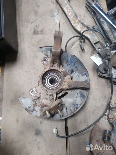 Поворотный кулак правый лифан солано