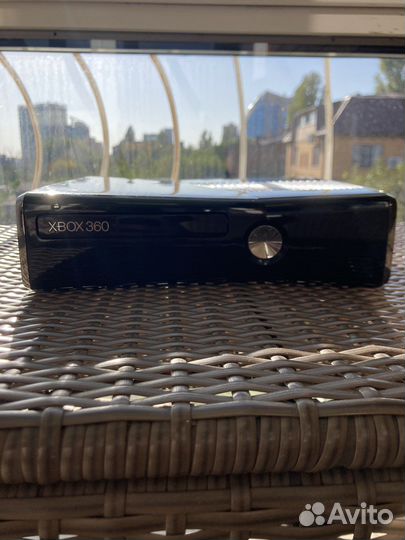 Xbox 360 slim прошитый