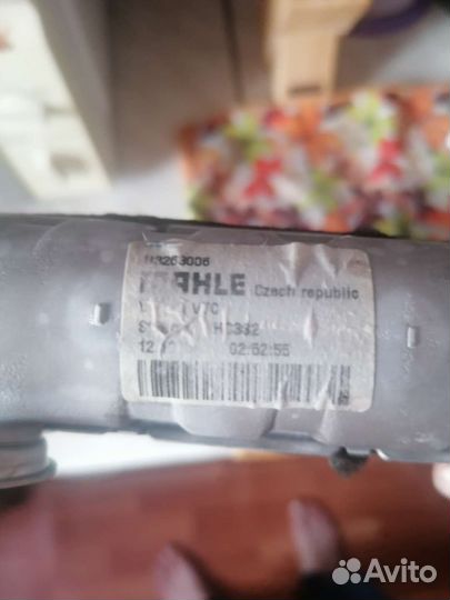 Радиатор отопителя Вольва