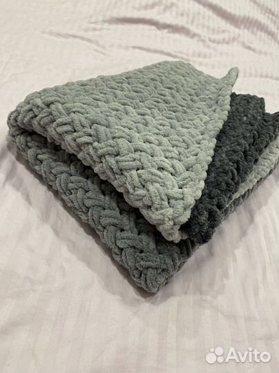 Плед детский вязаный ручная работа