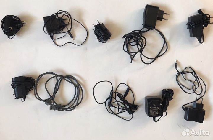 Зарядки для мобильных телефонов