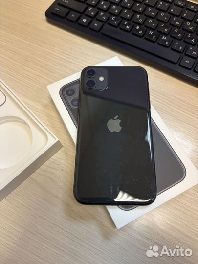 iPhone 11, 64 ГБ