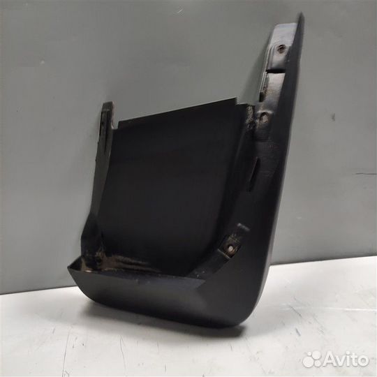 Брызговик задний правый Honda Cr-V 3 2008 K24Z4