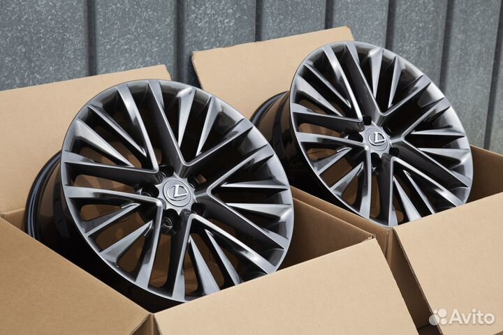 Комплект дисков r19 5x114.3 Lexus/Toyota