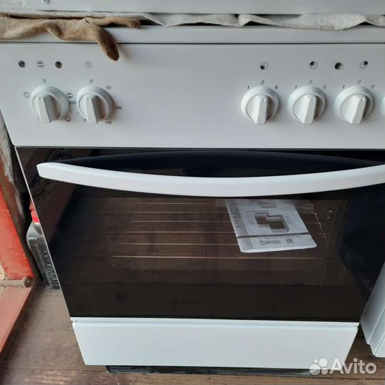 Новая электрическая плита 60