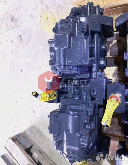 Гидравлический насос Hyundai 31N8-10060